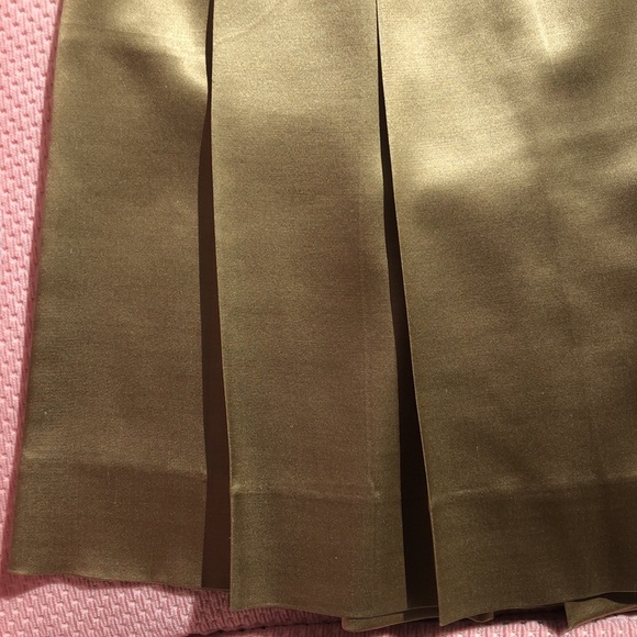 CHLOE Gold Pleated Mini Skirt French 36 US 4-6 Metallic - Picture 8 of 11